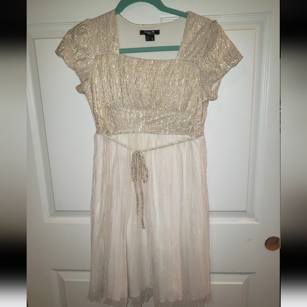 Sequin Hearts Girl's Gold and Cream Short Sleeve Holiday Dress Sz 16